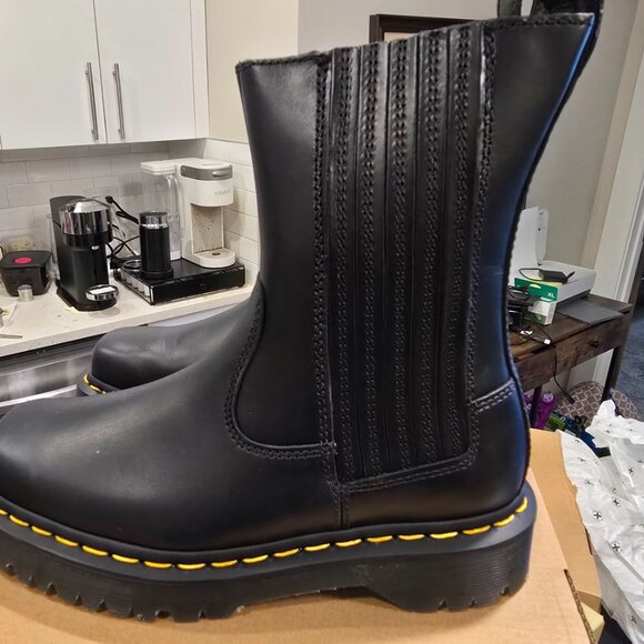 Dr. Martens Amaayah Lo 31950001 Women's US 7 Black Leather Ankle Boots NEW - Picture 8 of 15
